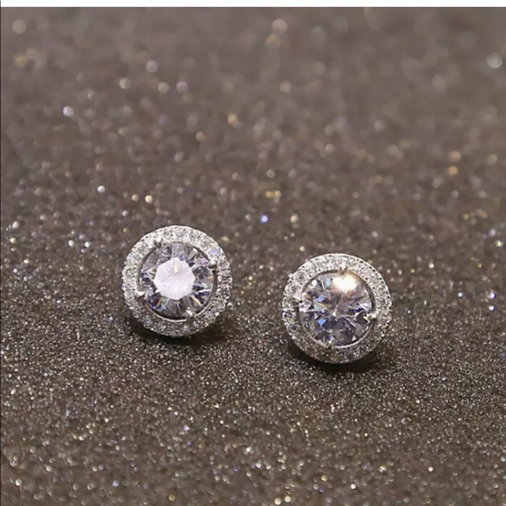 Women’s 18K White Gold Plated Crystal Zircon - Picture 5 of 6